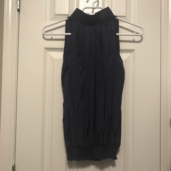 Elle halter neck party wear top - Picture 5 of 6